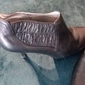 Kenneth Cole Reaction No Fooling Ankle Boots